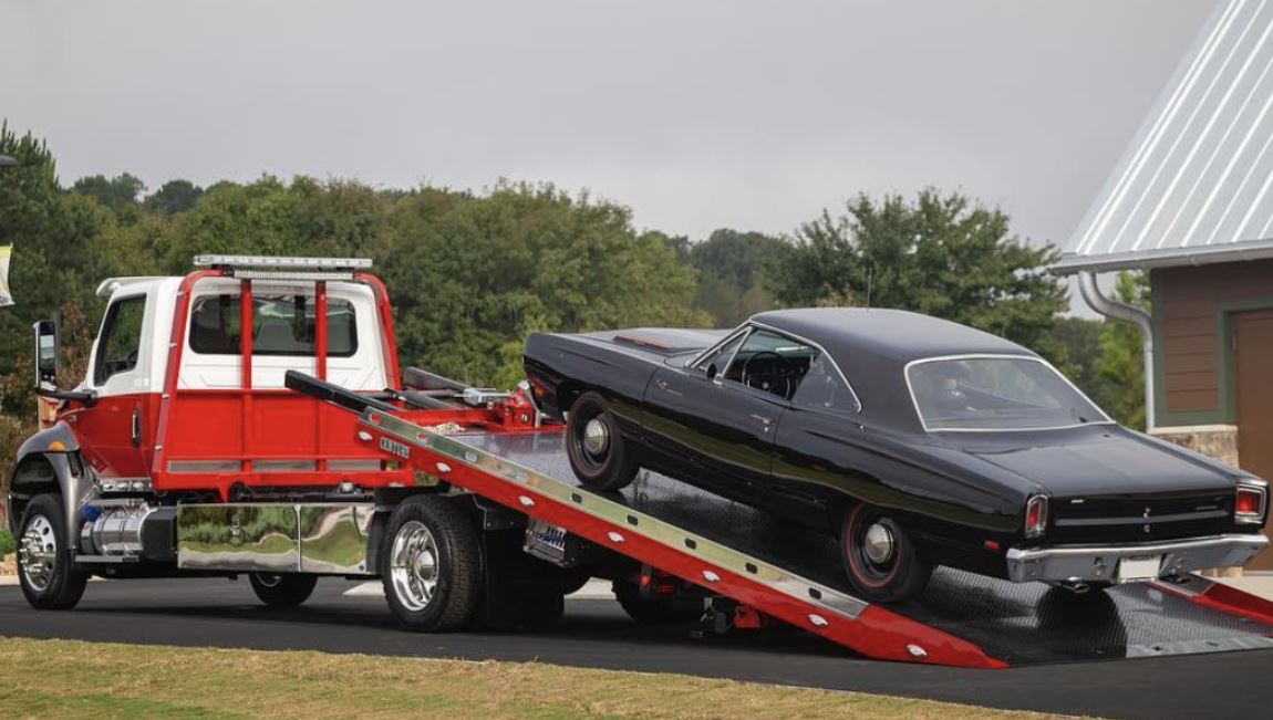 Flatbed Towing Service in Plantation, Florida